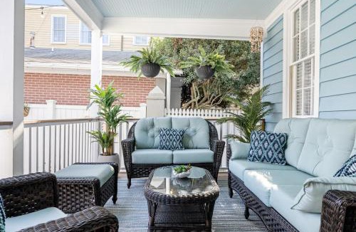 Cannonborough Elliotborough House | Hidden Outdoor Oasis - 1 BLOCK TO KING