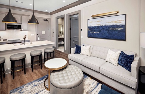 Ansonborough Hotel | Hilton Club Liberty Place Charleston