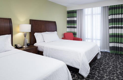 Downtown Charleston Hotel | Hilton Garden Inn Charleston Waterfront/Downtown