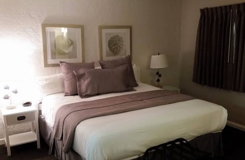 North Forest Beach Resort | Hilton Head Island Seacrest surf and racquet club only 90 a night, 630 week