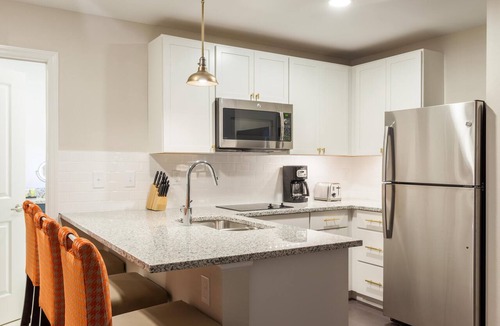 Cannonborough Elliotborough Hotel | Hilton Vacation Club King 583 Charleston