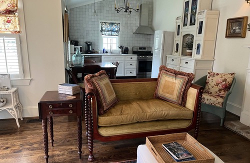 Historic District Cottage | Historic Bonny Cottage in downtown Beaufort SC