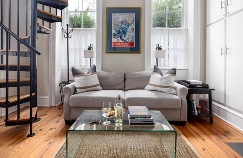 Harleston Village Apartment | Historic Charleston pied à terre walking distance to King Street