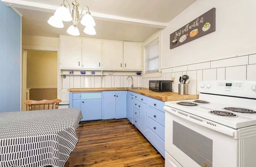 Downtown Greensboro Apartment | Historic Charm & Modern Convenience