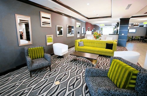 North Charleston Hotel | Holiday Inn Express and Suites North Charleston, an IHG Hotel