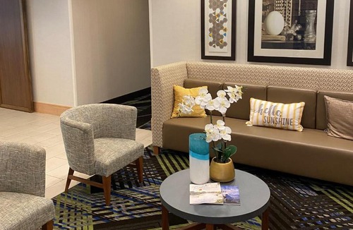 Harbison Hotel | Holiday Inn Express & Suites Columbia-I-26 @ Harbison Blvd by IHG
