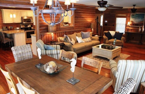 Ocean Ridge House | Home on Golf course Gated Community Beachwalk away