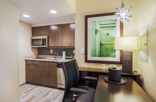 Cannonborough Elliotborough Hotel | Homewood Suites by Hilton Charleston Historic District