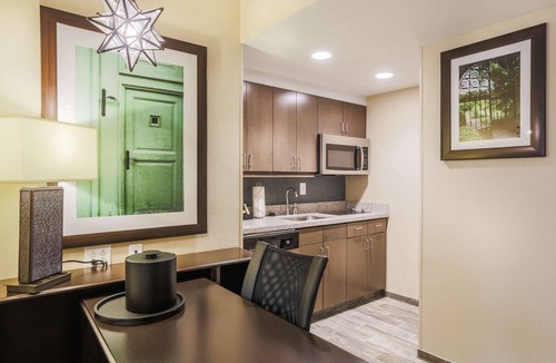 Cannonborough Elliotborough Hotel | Homewood Suites by Hilton Charleston Historic District
