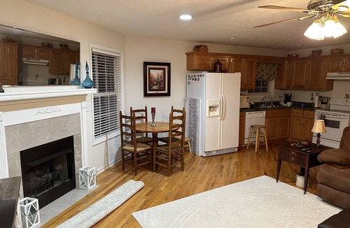 Aiken Cottage | Horse country in a beautiful, cozy, pool house. You will love your stay.