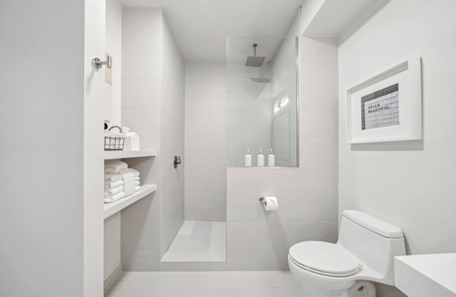North Charleston Hotel | Hotel Circulo - Park Circle - Suite 370