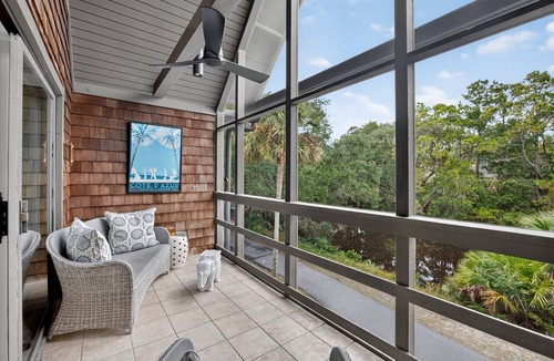 Kiawah Island Condo | Ideal Weekend Getaway! Only 200 Yards to Beach, Popular East Beach Area!