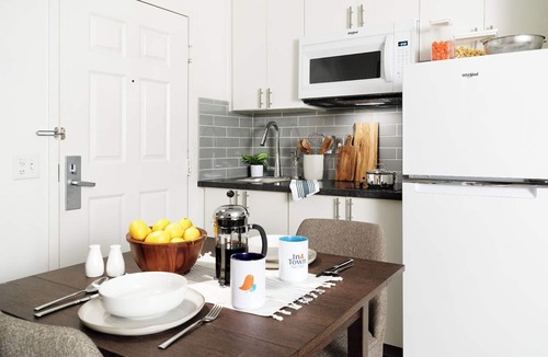 West Ashley Apartment | InTown Suites Extended Stay Charleston SC - West Ashley