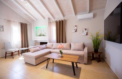 Limni Keri House | Irida Residence