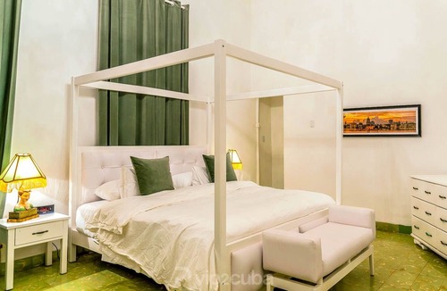 Municipality of Diez de Octubre Bed & Breakfast | Ivan Chef Casa