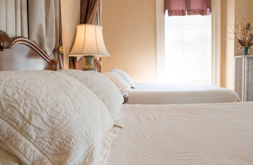 South of Broad Bed & Breakfast | John Rutledge House Inn Charleston