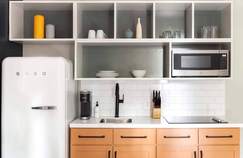Dilworth Apartment | Kasa | Take a stroll through historic streetcar suburb | Charlotte