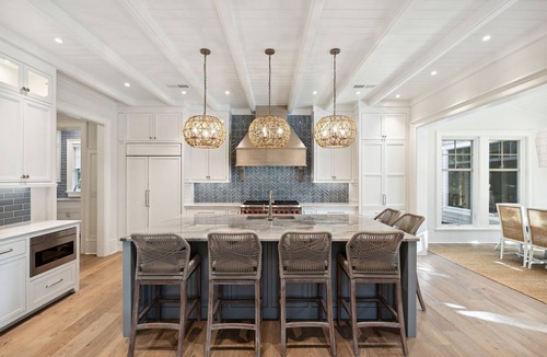 Vanderhorst Plantation House | KIAWAH ELEGANCE - New Build, Near Beach w/Private Outdoor Space