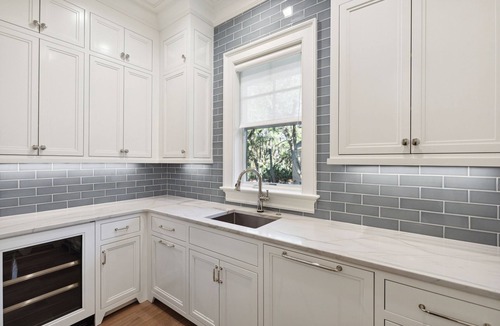 Vanderhorst Plantation House | KIAWAH ELEGANCE - New Build, Near Beach w/Private Outdoor Space