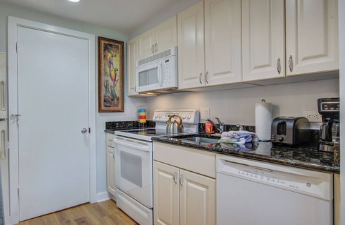 West Beach Village Villa | Kiawah Exclusives | 2273 Shipwatch Oceanside