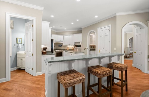 Vanderhorst Plantation House | Kiawah Island Luxurious Home with Pool and Guest House