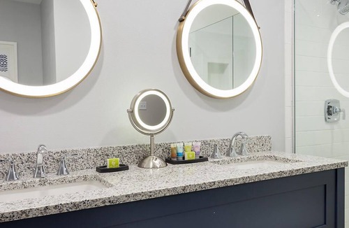Cannonborough Elliotborough Resort | King Street Boutique Resort