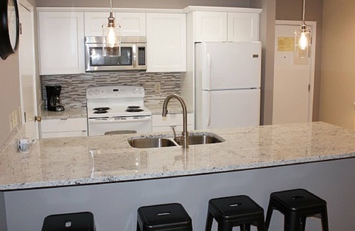 Isle of Palms Condo | Lagoon Villa 34/2 BR Resort View Condo w Wild Dunes Amenities!