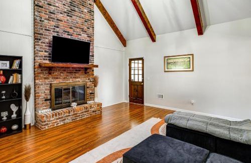 Harbison House | Lake Murray Retreat Near USC & Columbia