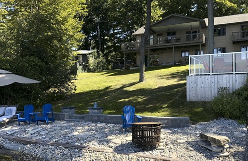 Picton Cottage | Lakefront Sunset Cottage for Family Memories - Epic Games Room - Near Sandbanks