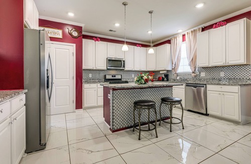 Moncks Corner House | Lakes, Gardens & More! Getaway in Moncks Corner