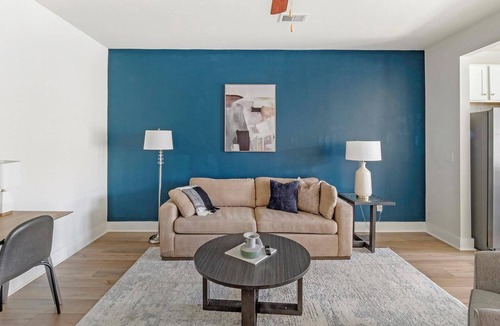 Summerville Apartment | Landing | Chic 3BD, Yoga Studio, Gym