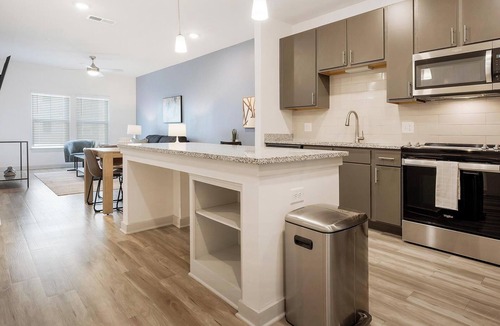 Summerville Apartment | Landing | Spectacular 1BD, Yoga Studio, Gym