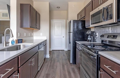 Summerville Apartment | Landing | Stunning 1BD, Gym, Yoga Studio