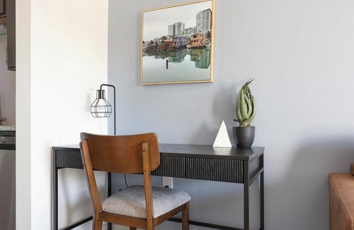 Summerville Apartment | Landing | Stunning 1BD, Yoga Studio, Gym
