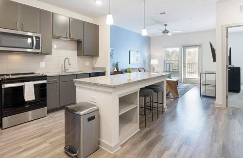 Summerville Apartment | Landing | Stunning 1BD, Yoga Studio, Gym