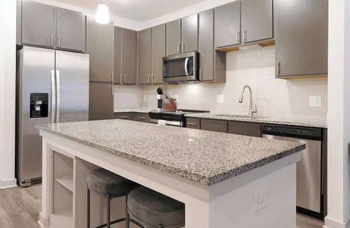 Summerville Apartment | Landing | Stunning 1BD, Gym, Yoga Studio