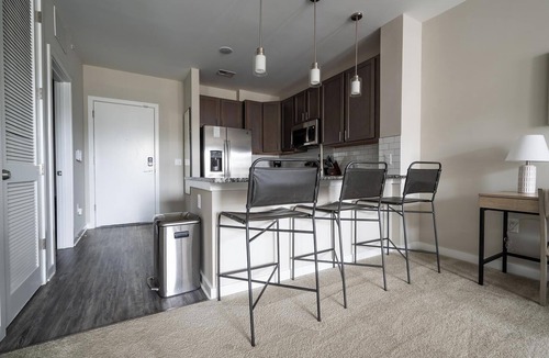 Huntersville Apartment | Landing | Stunning 1BD, Gym, Clubhouse