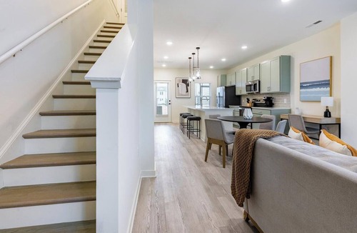 Wilmington Apartment | Landing | Stunning 2BD, Gym, Clubhouse
