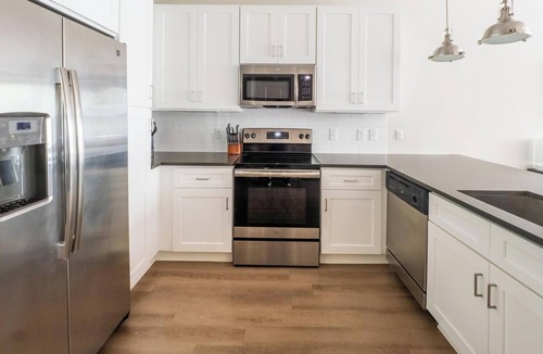 Charleston Apartment | Landing | Stylish 1BD, Pool, Clubhouse