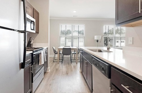 Summerville Apartment | Landing | Stylish 1BD, Gym, Yoga Studio