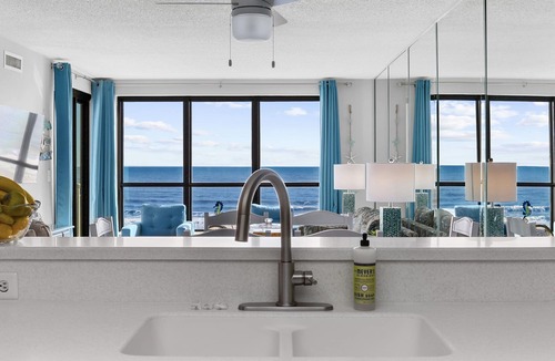 Ocean Drive Condo | Large 4 bedroom OceanFront!