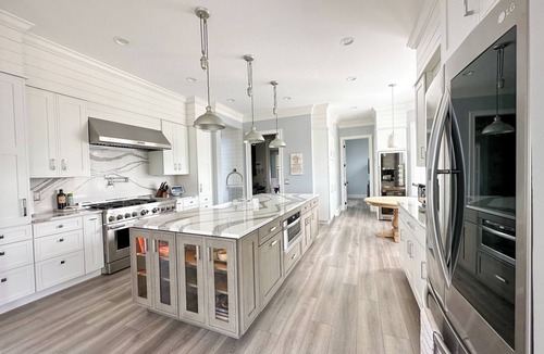 Mount Pleasant House | Large golf course retreat home with beautiful views overlooking the Wando River