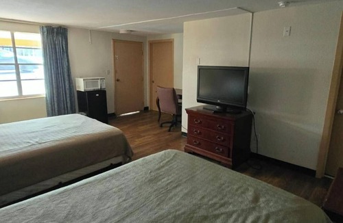 Albemarle Hotel | Lion Inn Albemarle By Hotel O Near US 52