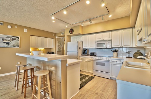 Litchfield by the Sea Condo | Litchfield Beach 3Bed/3Bath w Sleeper sofa Oceanfront Condo in Pawleys Island SC