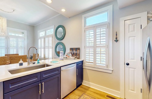 Litchfield by the Sea House | Litchfield by the Sea gem with shared pool, tennis, & fishing - walk to beach