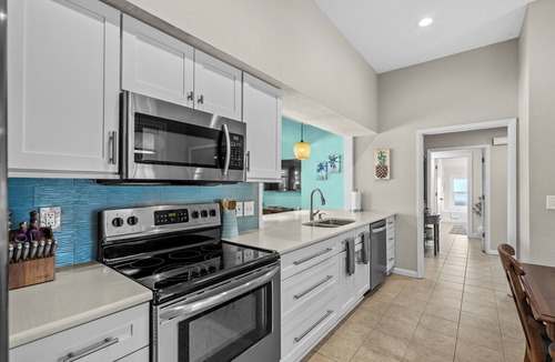 Pawleys Island House | Litchfield Country Club 4 Bedroom/4 Bath Cottage on Golf Course - Pawleys Island