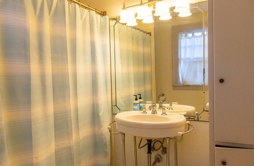 Marion House | Located in Marion. Only 1 hour from Myrtle Beach, 35 minutes from Florence!