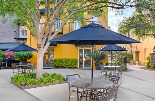 Charleston Historic District Apartment | Lodge Alley Inn - Studio