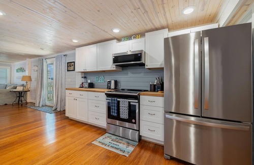 Crescent Beach House | Lost Treasure Beach | Pool | Pet-Friendly