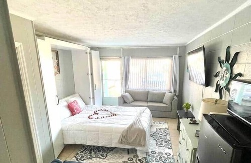 Windy Hill Condo | Love Shak romantic beach condo , pets ok